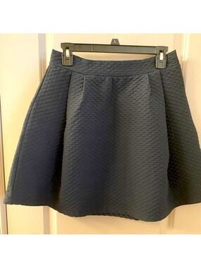 Nwot  VILA Clothes-black skirt- Vimounta style- medium made in turkey